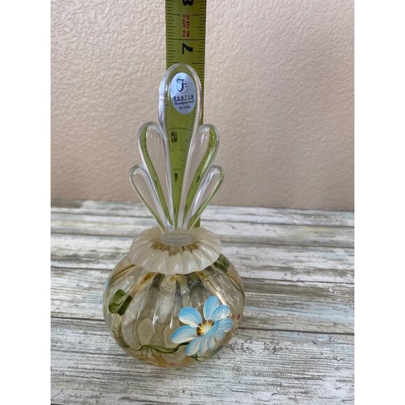 Fenton Art Glass Blue Daisy Perfume Bottle w/ Stopper – Hand Painted by M Young - Picture 12 of 12